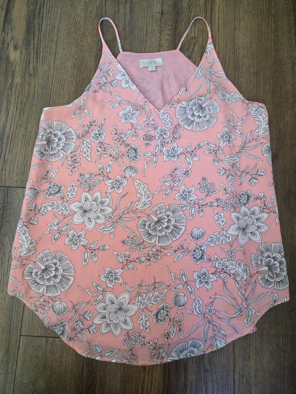 Loft Flowy Tank